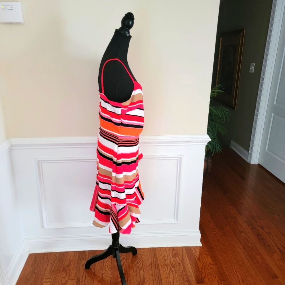 New - Nicole Miller Dress - Picture 8 of 12